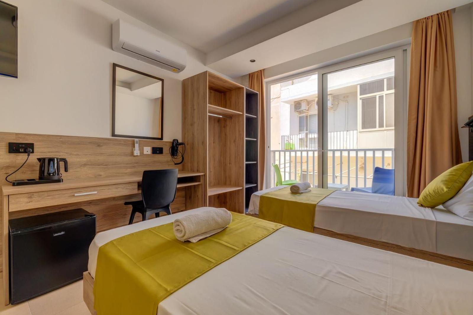 Bayside A Apartments Saint Julian's Bagian luar foto